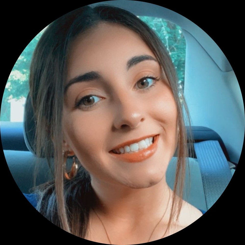 Meet your Posher, Arianna